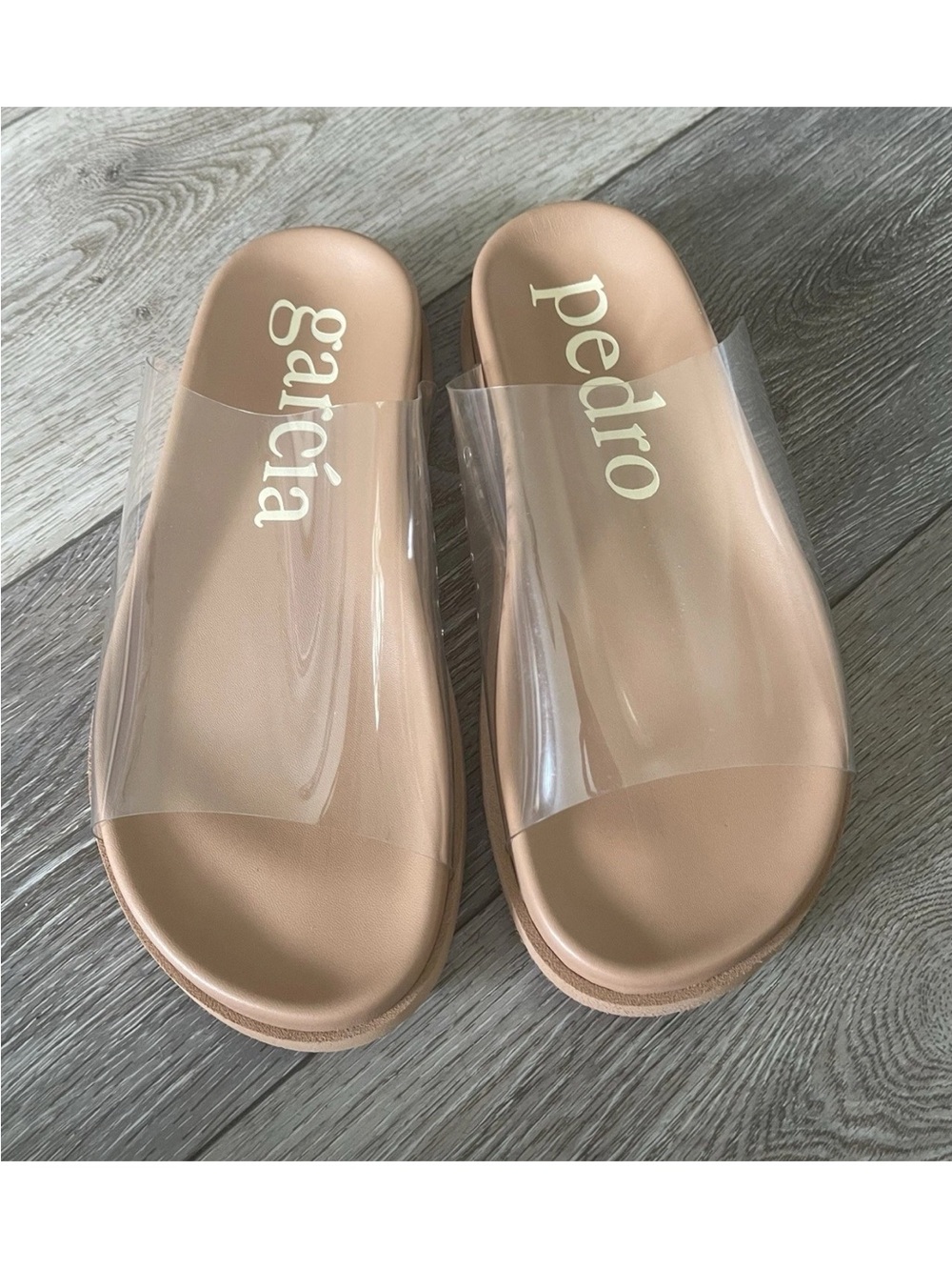 NWOB $475 Pedro Garcia Darice Peek A Boo Clear & Tan Leather Slide Sandals EU 39